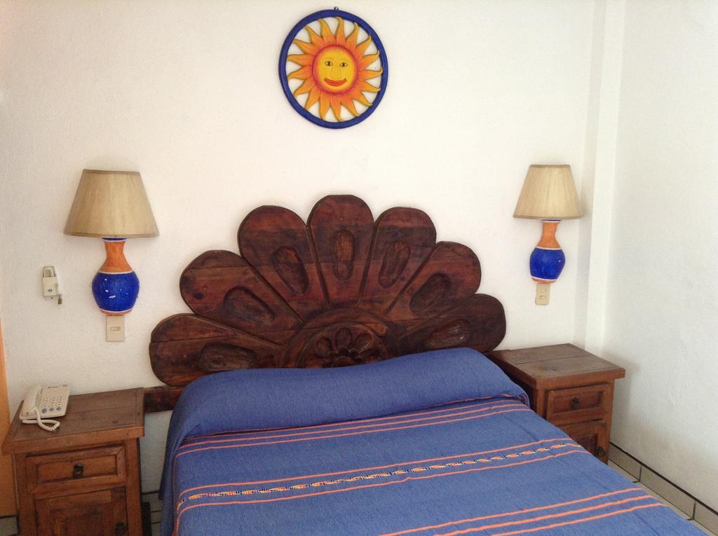Hotel & Suites Coral Пуэрто-Вальярта Экстерьер фото